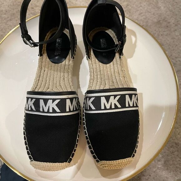 MK Espadrille Sandals - Like New! - Picture 3 of 9